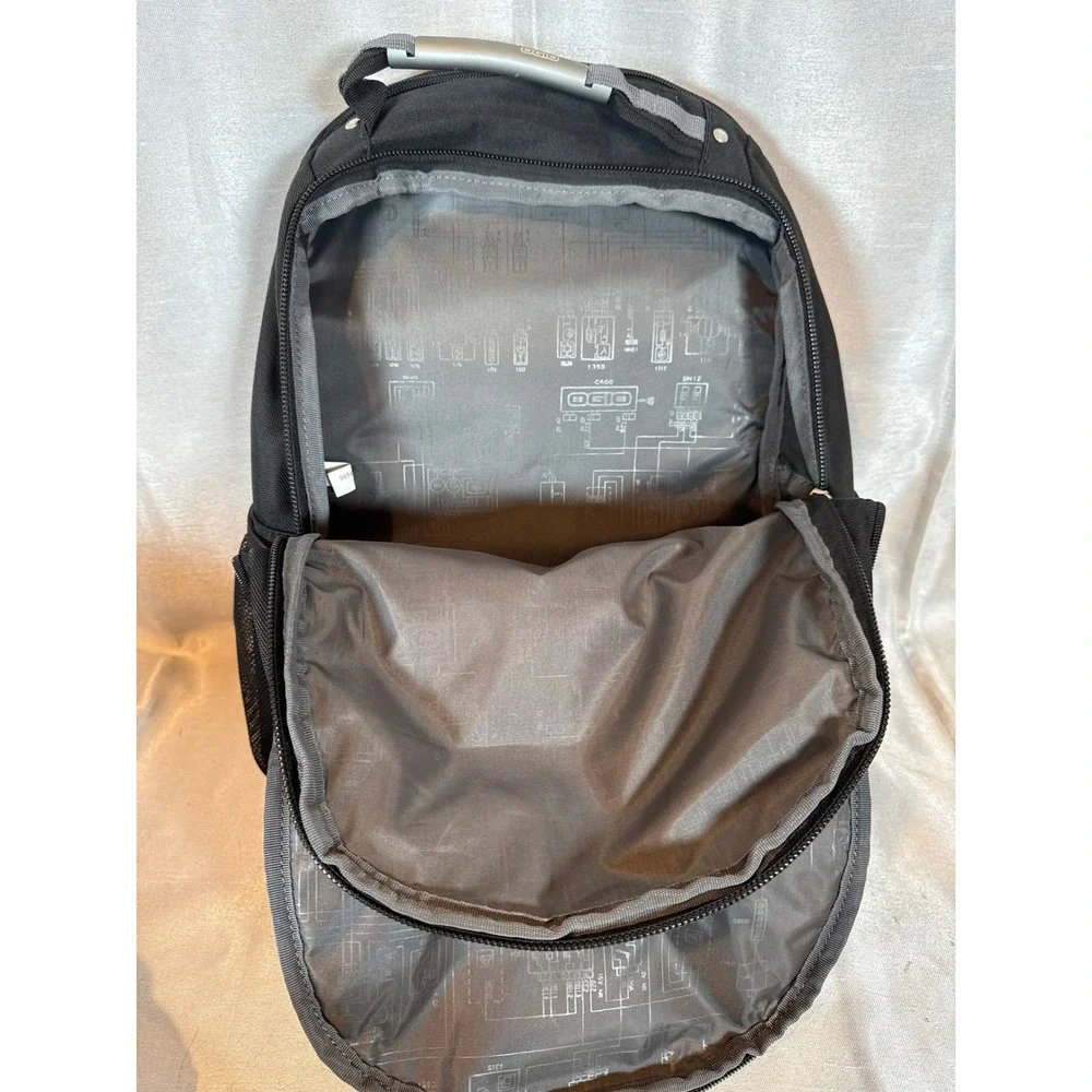 Ogio Sikich Black Backpack‎ Laptop Travel School Work Carry On Book Bag